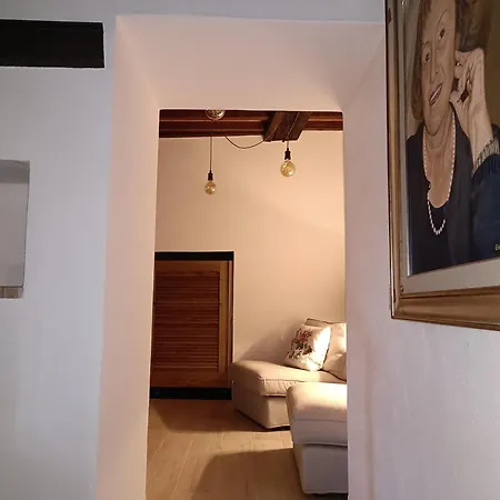 Apartament Anita Hh *